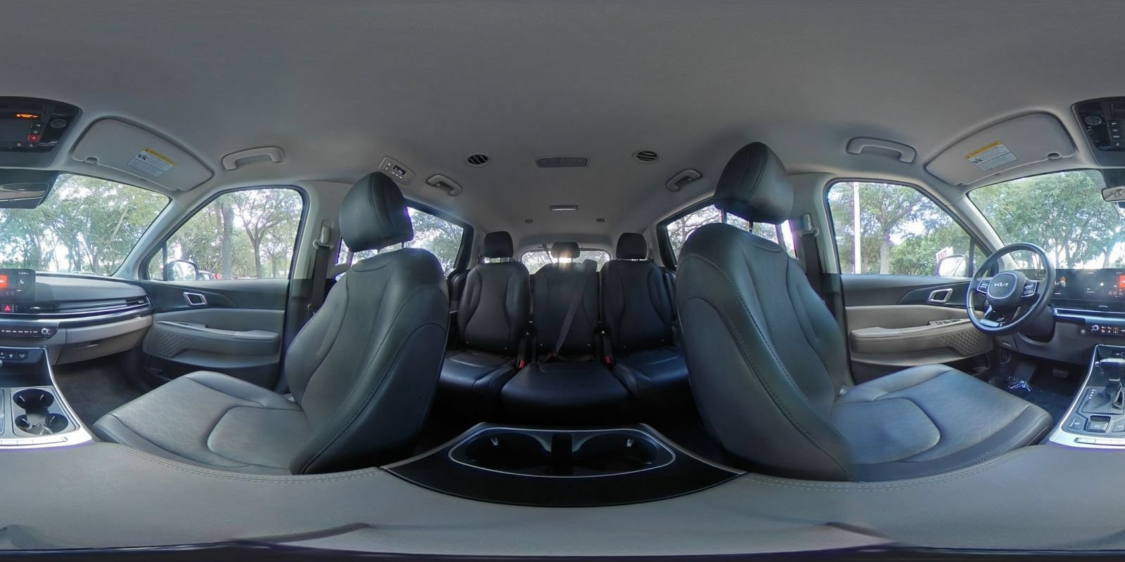 Used 2026 Kia Carnival FWD image 45