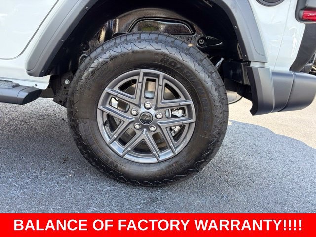 Used 2025 Jeep Wrangler Unlimited Sport AWD/4WD image 10