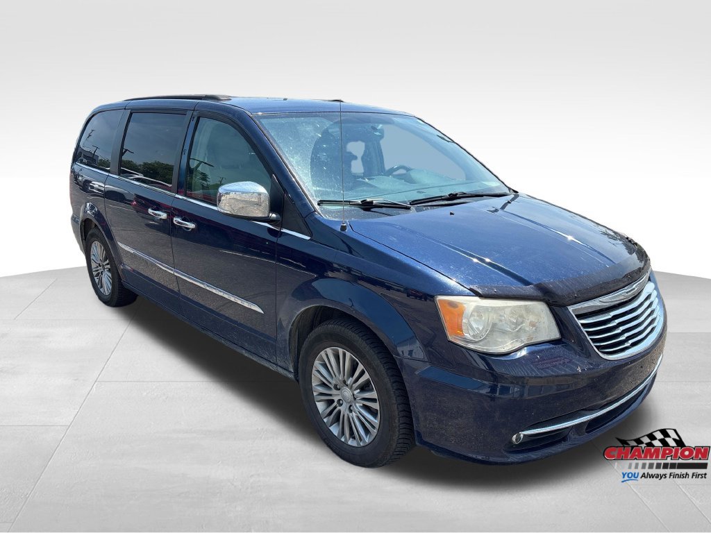 Used 2014 Chrysler Town & Country Touring-L w/ Driver Convenience Group FWD image 8