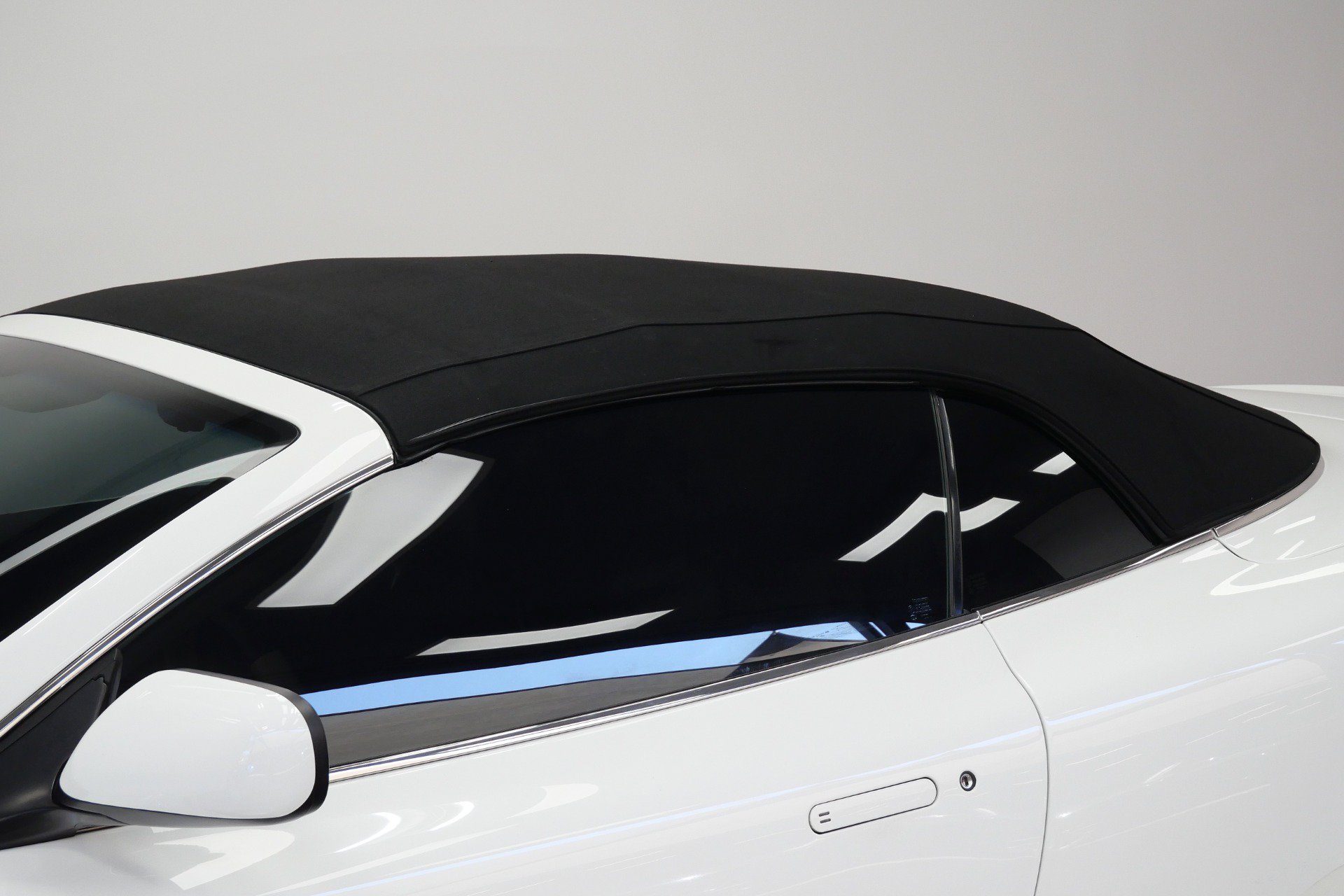 Used 2008 Aston Martin DB9 Volante RWD image 18