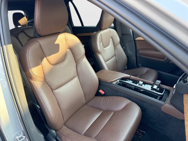 Certified 2023 Volvo XC90 B6 Plus w/ Protection Package AWD/4WD image 31