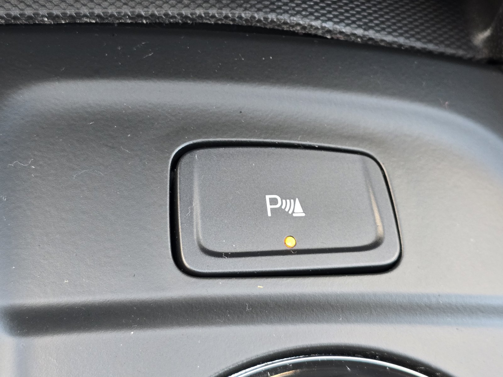 Used 2022 Chevrolet Equinox RS FWD image 22
