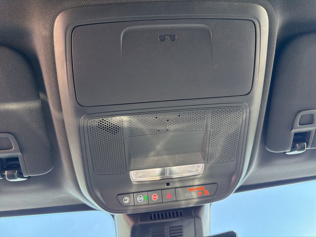 Used 2025 Chevrolet Equinox LT w/ Convenience Package II image 15