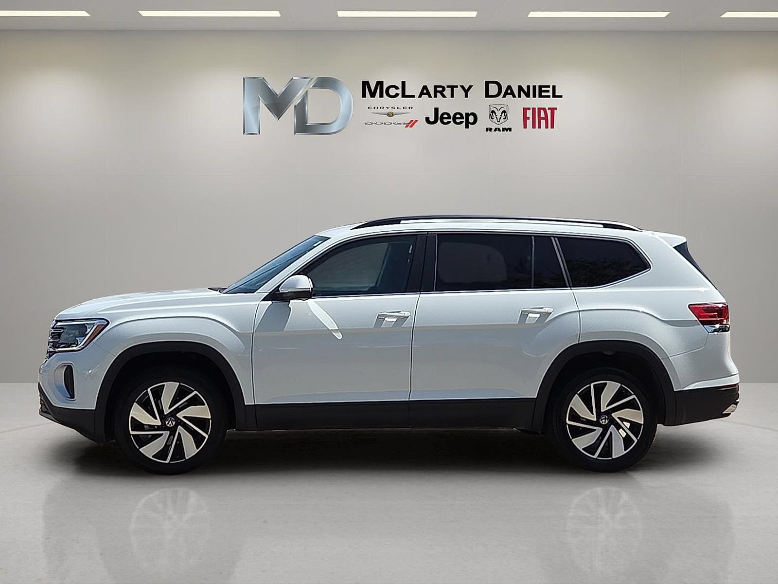 Used 2025 Volkswagen Atlas SE FWD video 3
