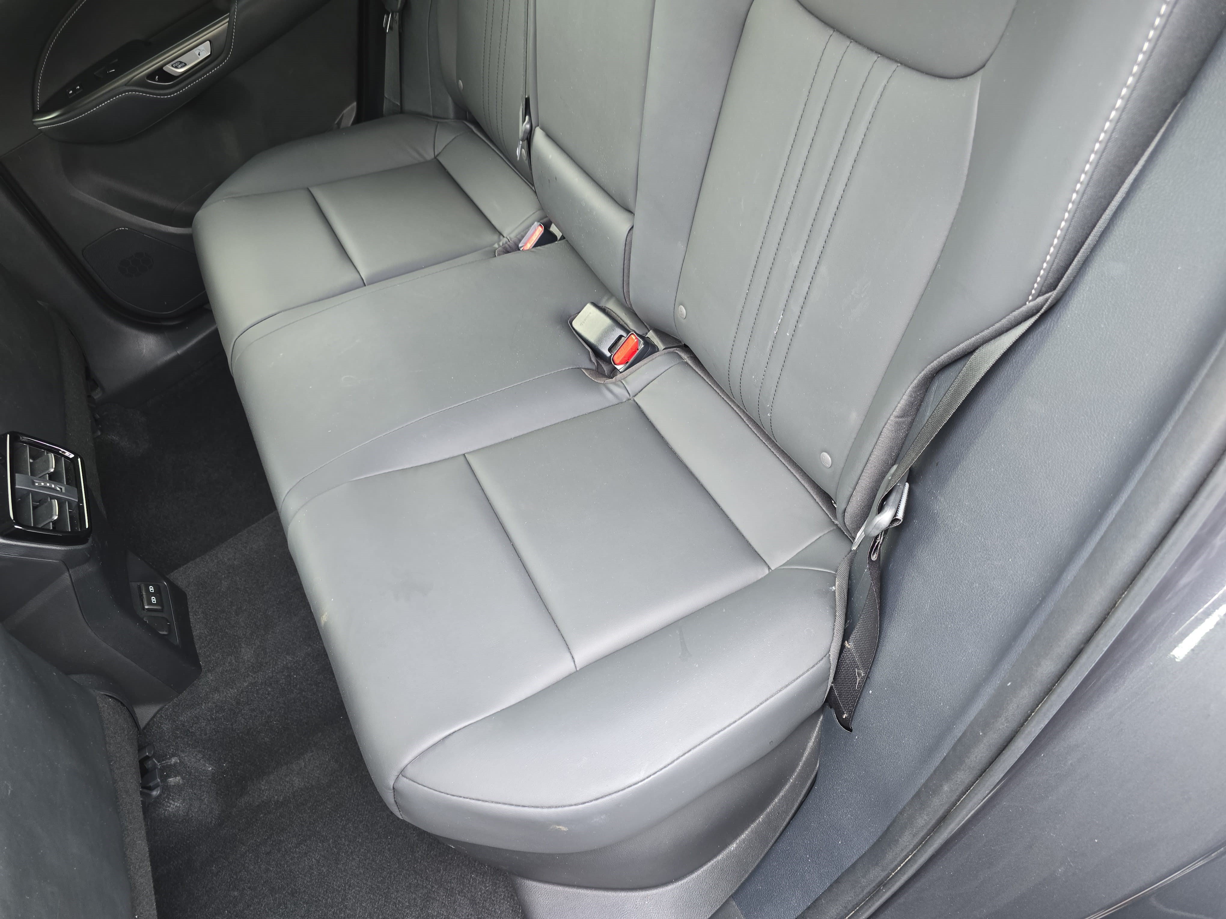Used 2024 Lexus NX 350h AWD image 14