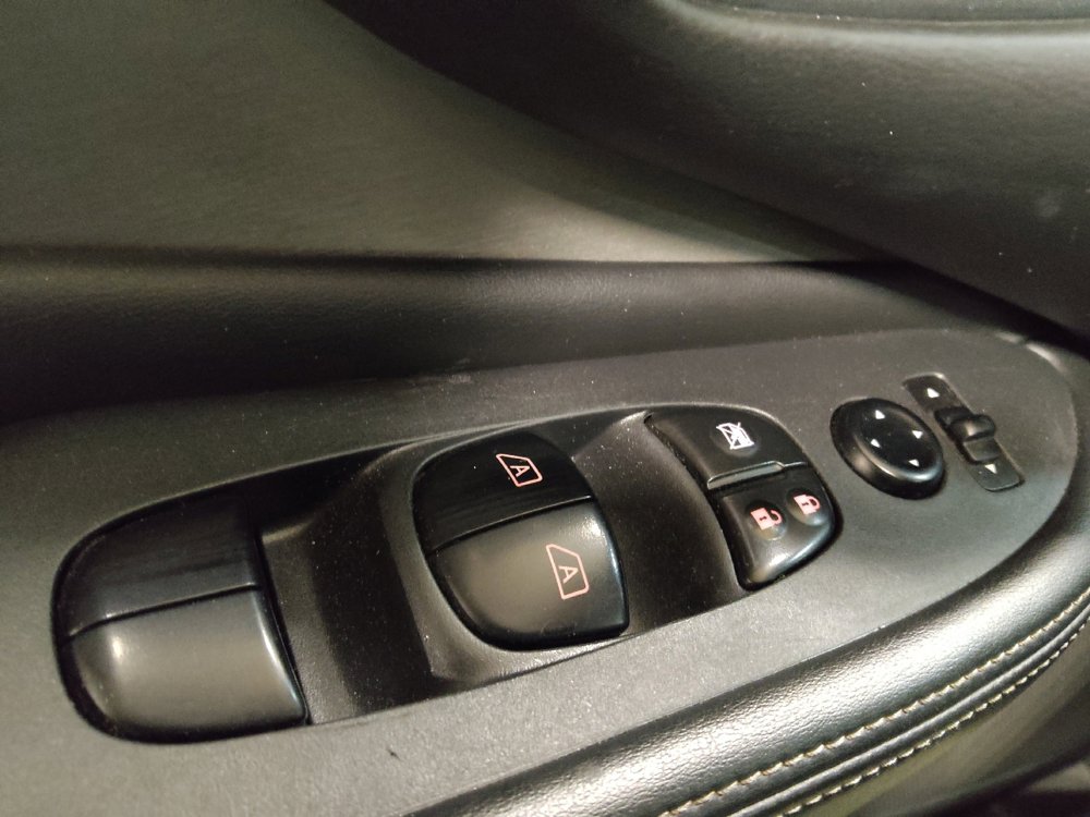 Used 2020 Nissan Murano SV w/ Cargo Package FWD image 27