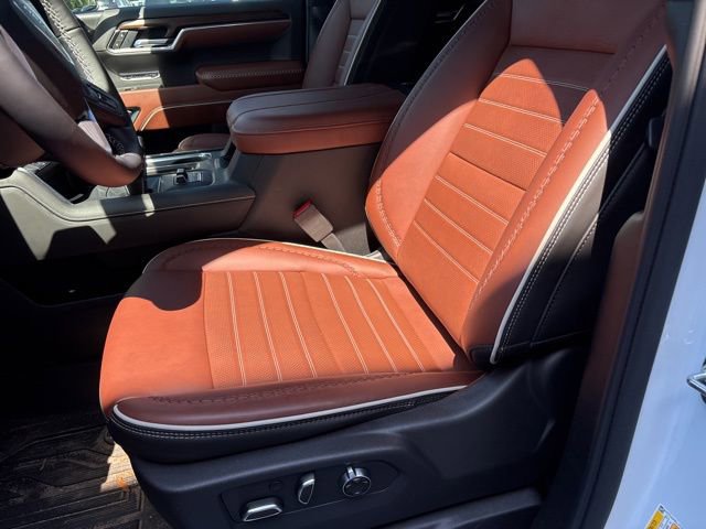 Used 2026 GMC Sierra 1500 Denali Ultimate image 10