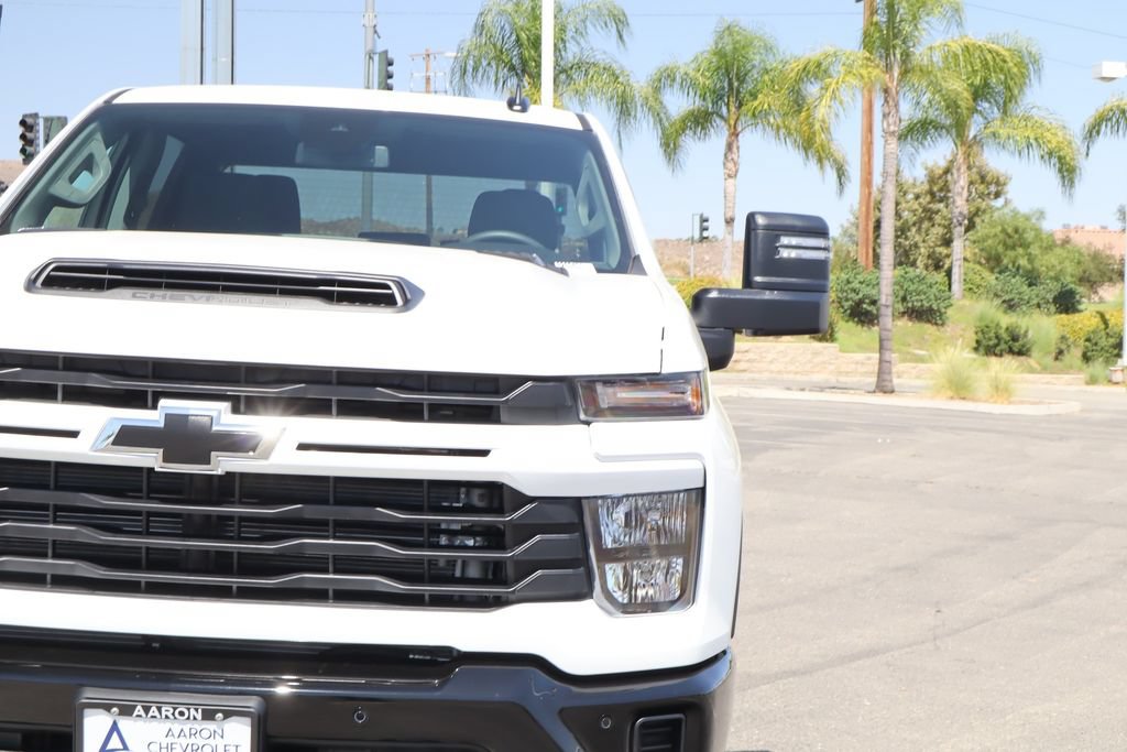 New 2026 Chevrolet Silverado 2500 Custom w/ Custom Value Package AWD/4WD image 8