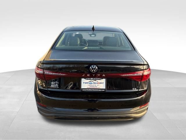 Used 2025 Volkswagen Jetta SE image 10