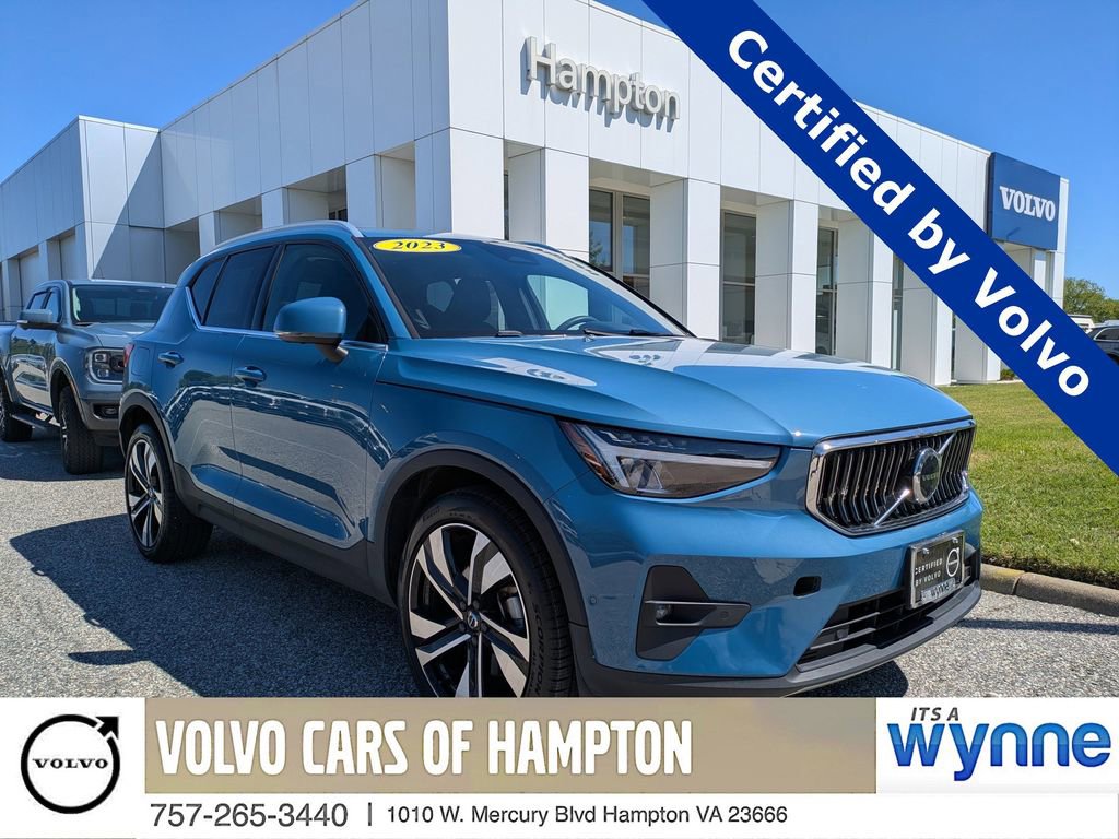 Certified 2023 Volvo XC40 B5 Plus w/ Driver Assist Package AWD/4WD image 1