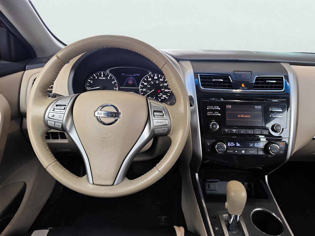 Used 2015 Nissan Altima 2.5 SV FWD image 25