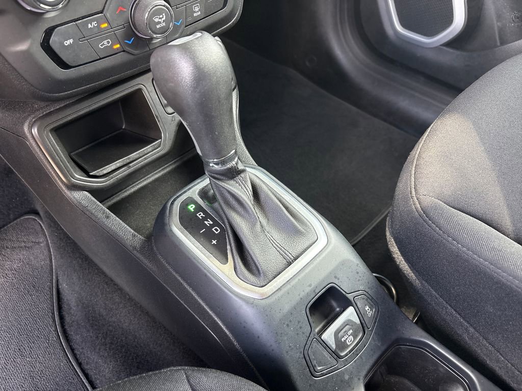 Used 2020 Jeep Renegade Sport FWD image 26