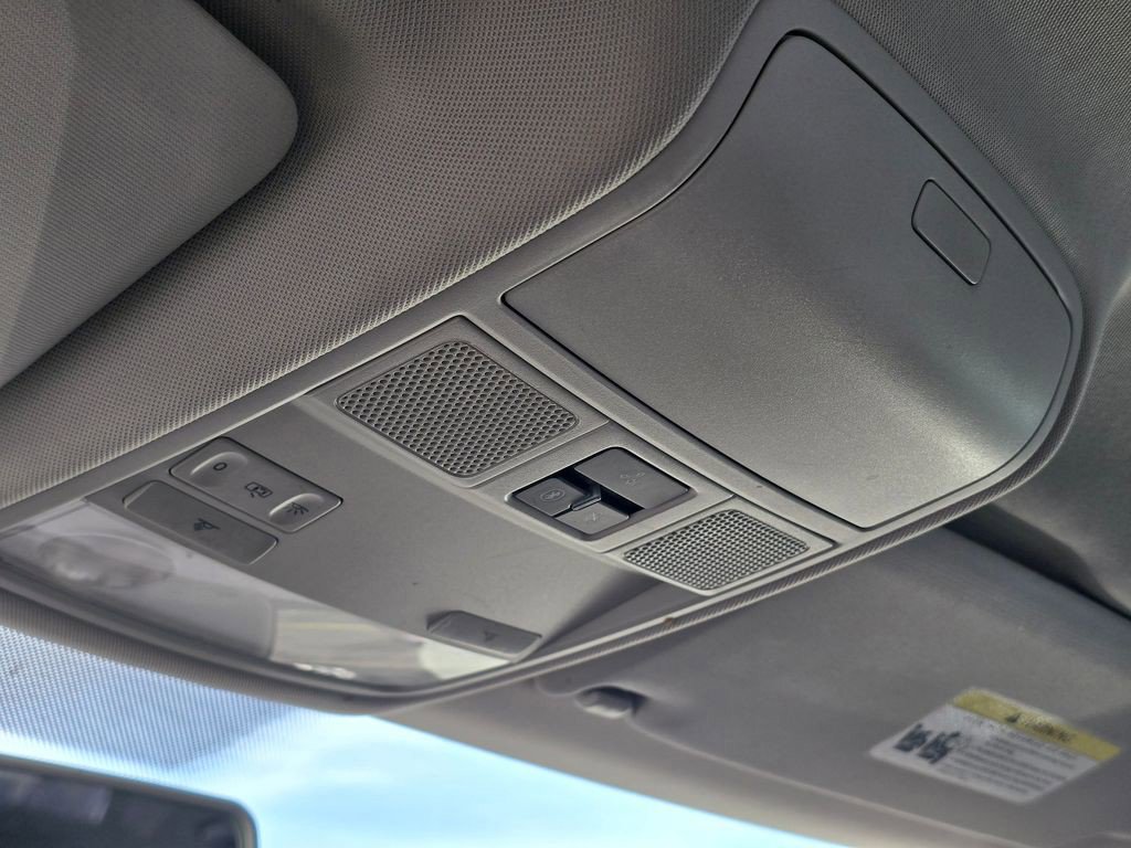 Used 2011 Volkswagen Tiguan S AWD/4WD image 31