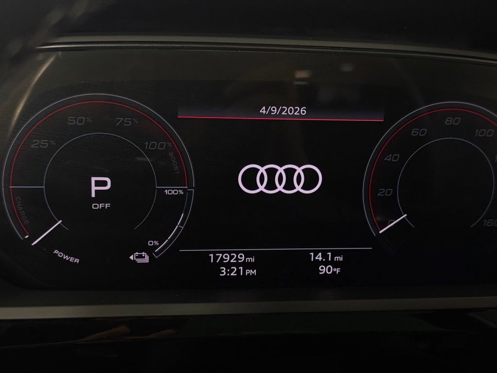 Used 2024 Audi Q8 e-tron Premium image 20