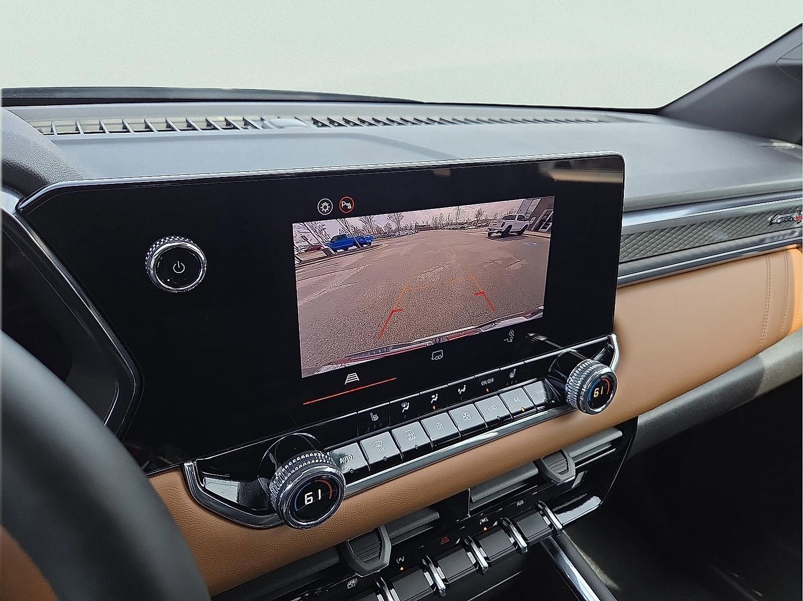 Used 2026 GMC Canyon AT4 image 17