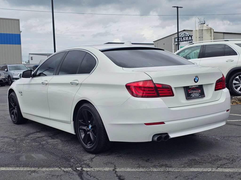 Used 2012 BMW 528i xDrive Sedan AWD/4WD image 3
