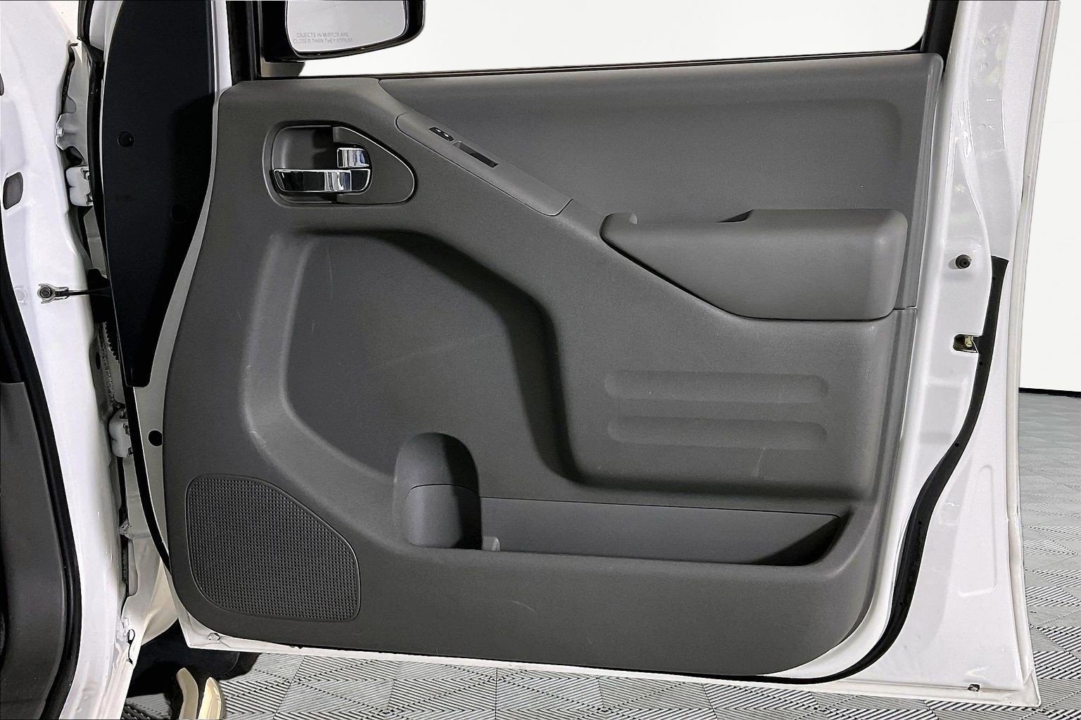Used 2019 Nissan Frontier SV AWD/4WD image 25