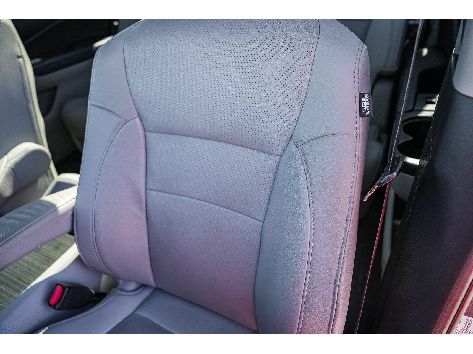 Used 2021 Honda Pilot Elite image 23
