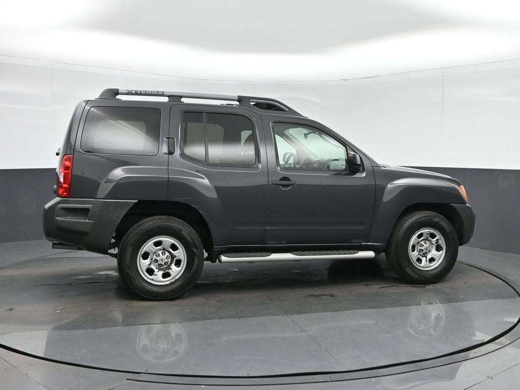 Used 2010 Nissan Xterra X AWD/4WD image 8