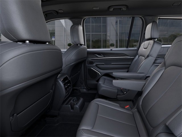 New 2025 Jeep Grand Cherokee L Limited w/ Luxury Tech Group II image 23