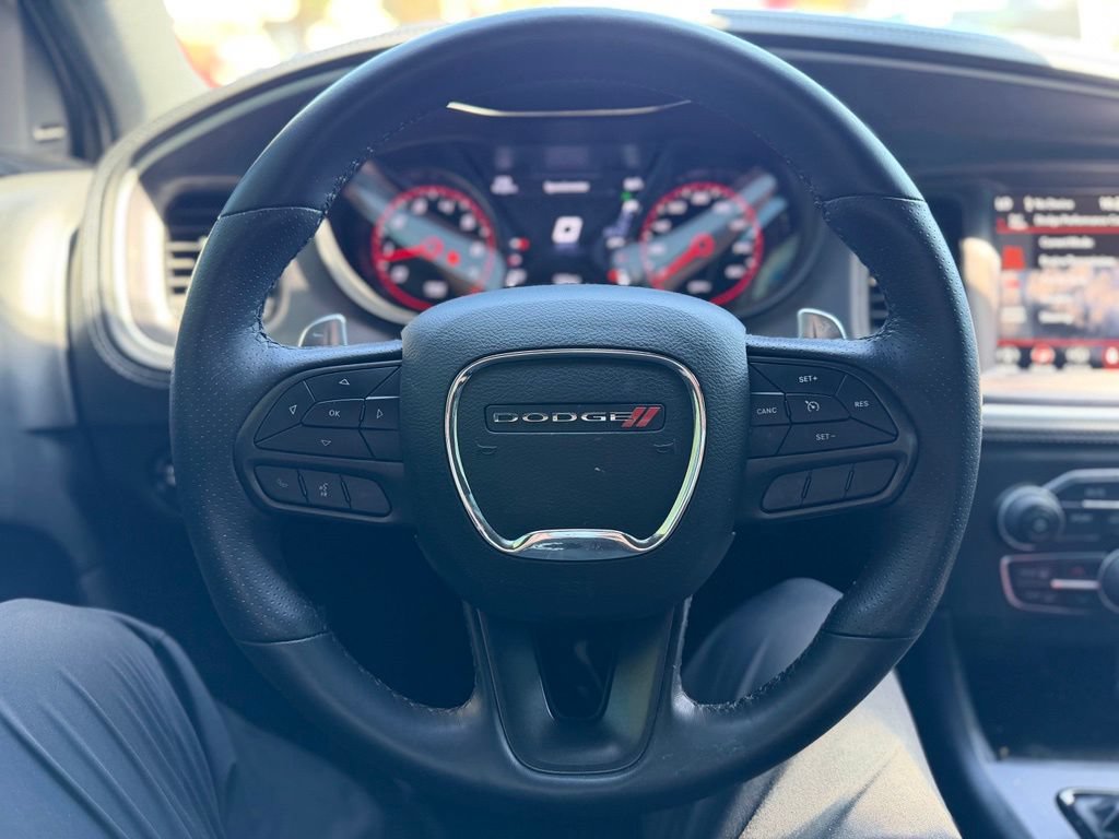 Used 2022 Dodge Charger R/T w/ Plus Group RWD image 6