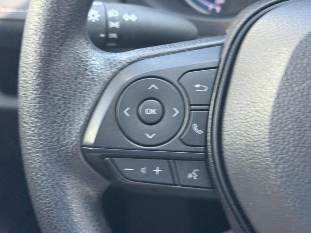 Certified 2025 Toyota RAV4 LE AWD/4WD image 26