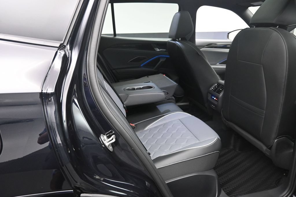 New 2026 Volkswagen Tiguan SEL R-Line AWD/4WD image 26