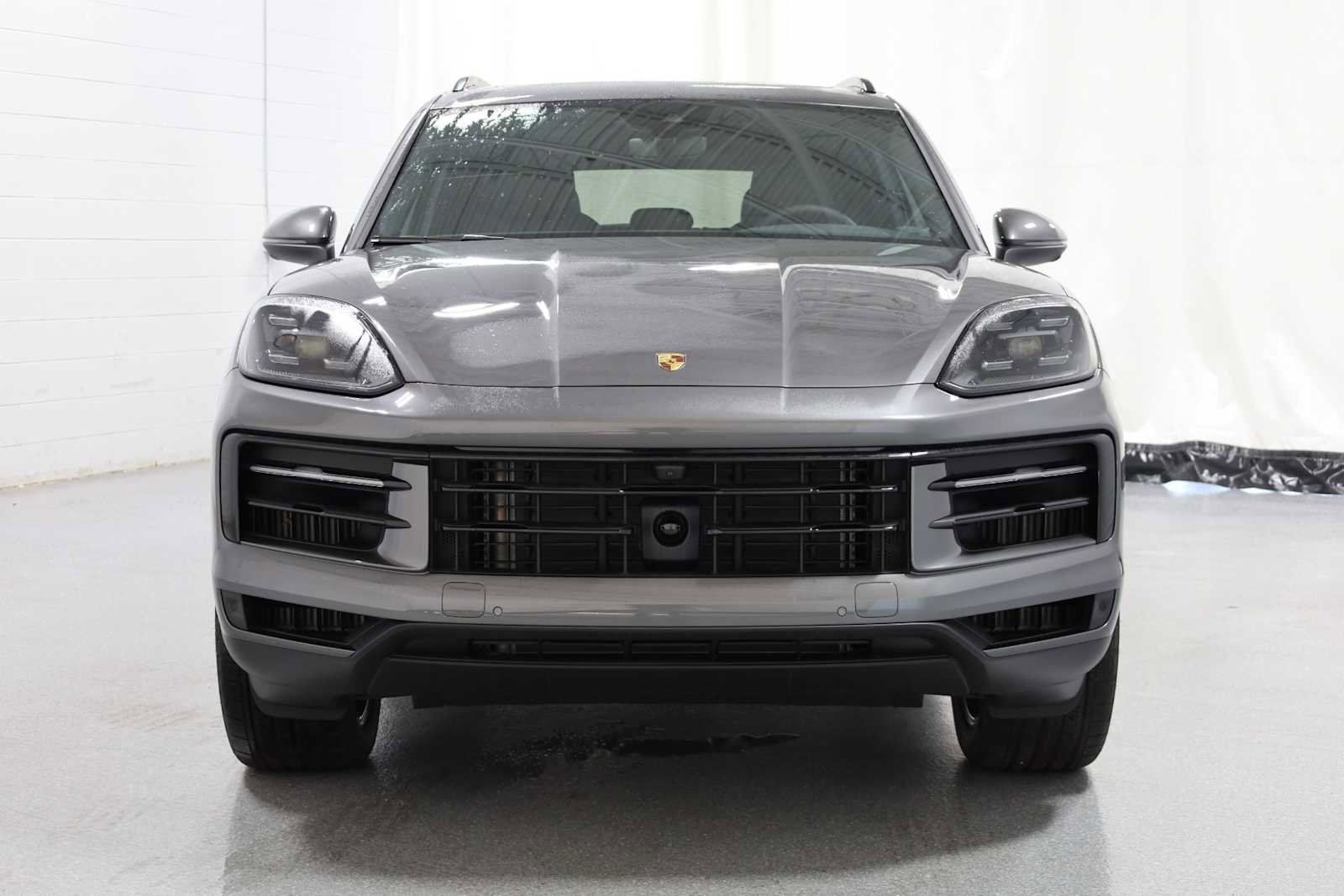 Certified 2024 Porsche Cayenne image 7