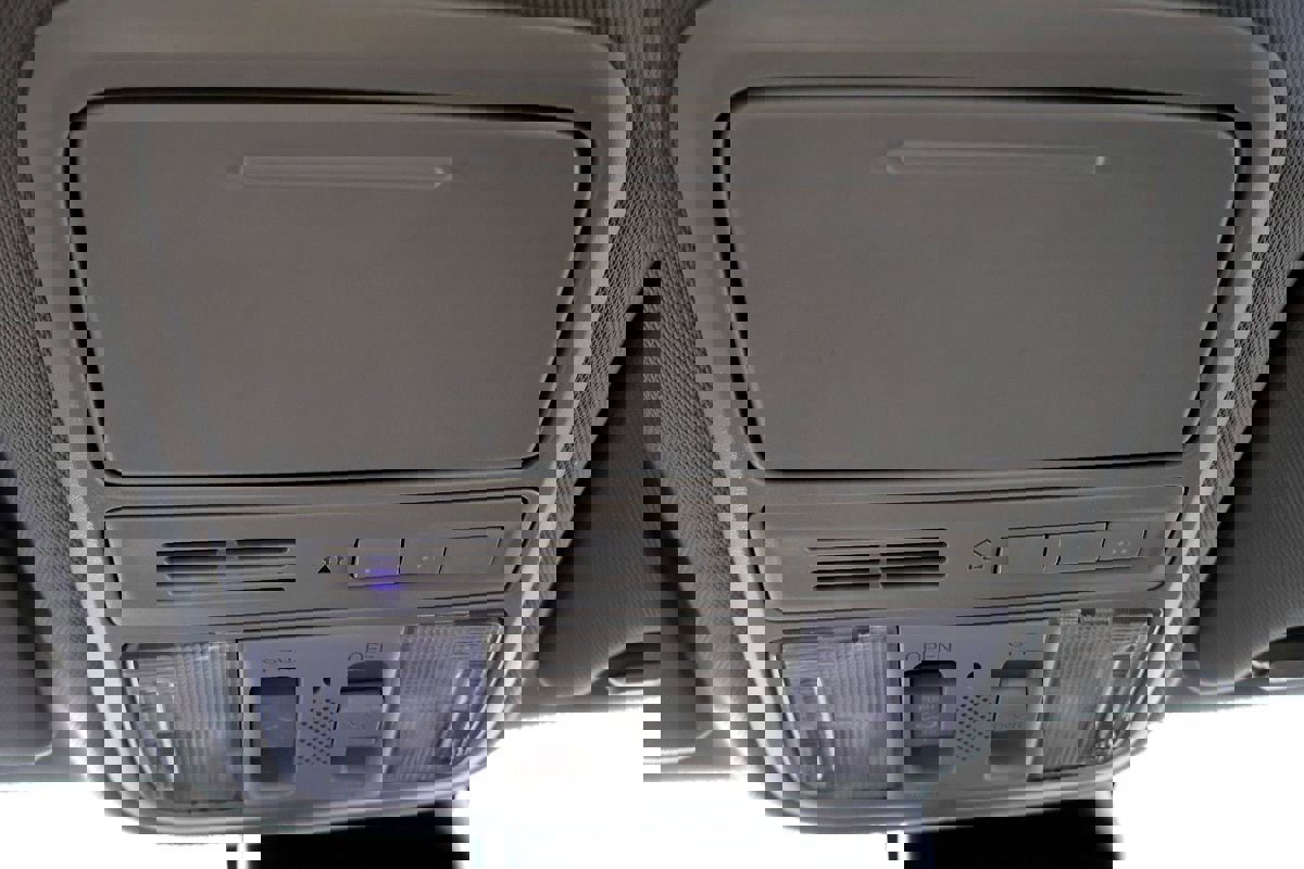 Used 2017 Honda Odyssey EX-L image 38