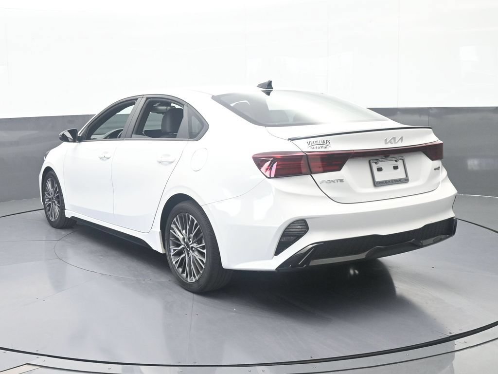 Used 2022 Kia Forte GT-Line w/ GT-Line Technology Package FWD image 4