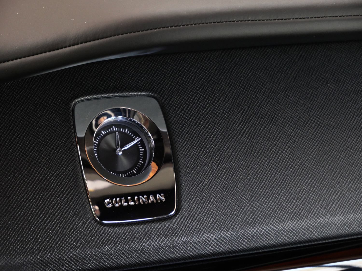 Certified 2022 Rolls-Royce Cullinan AWD/4WD image 14
