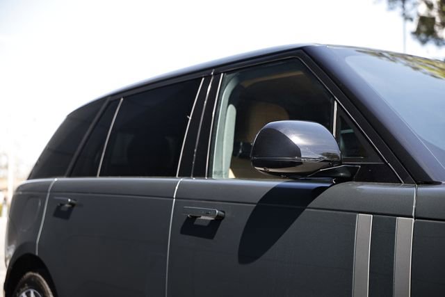 New 2026 Land Rover Range Rover Long Wheelbase SE image 14