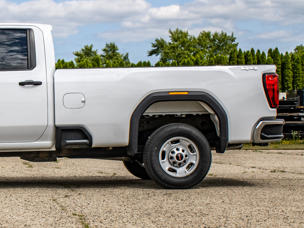 Used 2024 GMC Sierra 2500 Pro w/ Convenience Package AWD/4WD image 42