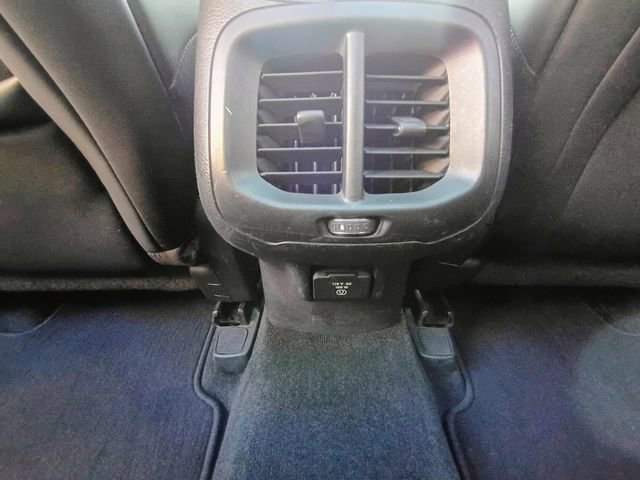 Used 2018 Jeep Cherokee Limited image 58