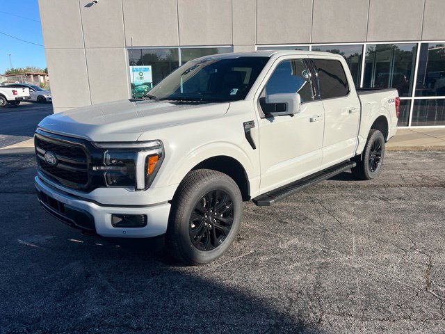 New 2026 Ford F150 Lariat w/ Equipment Group 501A Mid