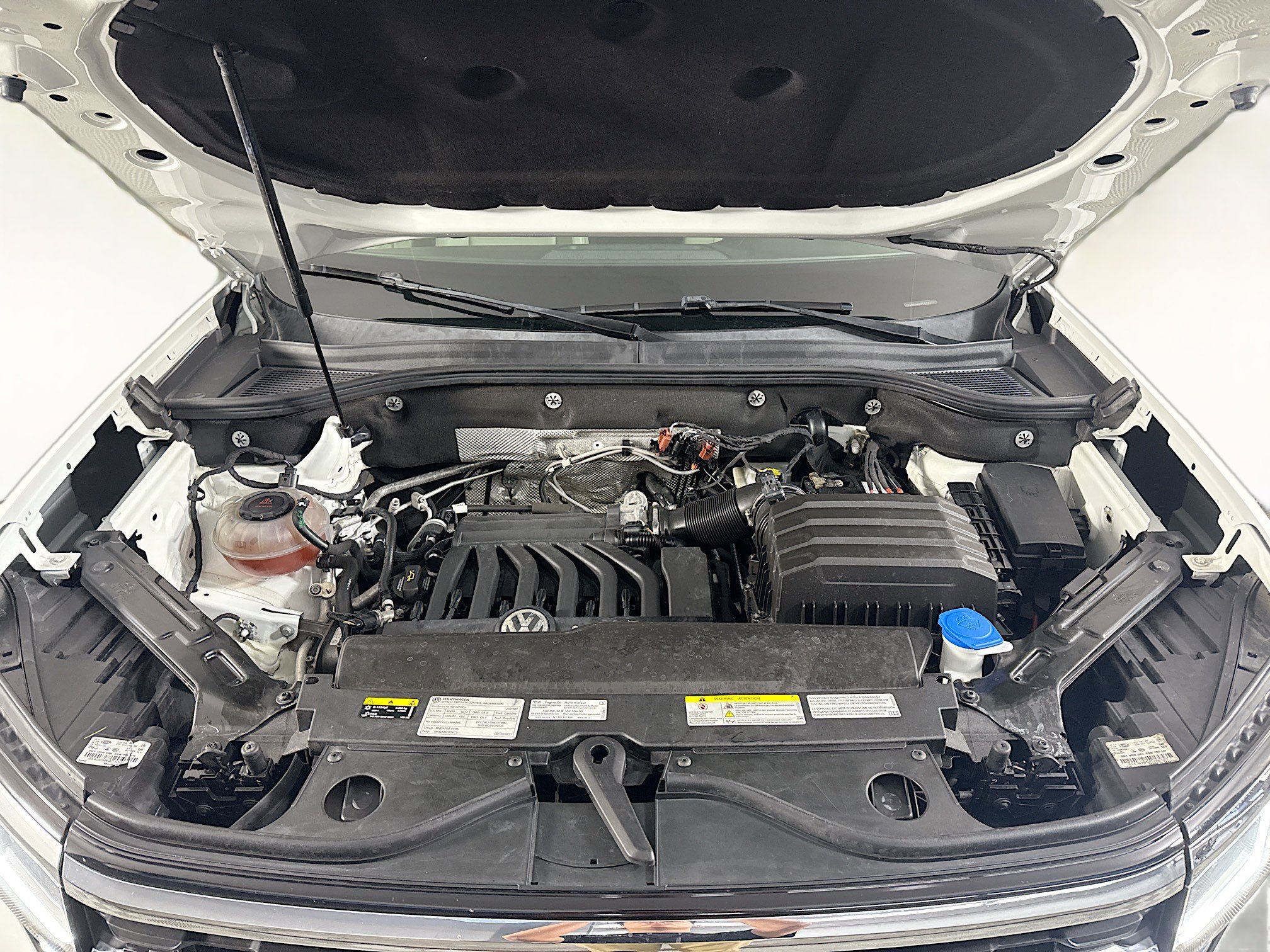 Used 2021 Volkswagen Atlas SEL R-Line image 39