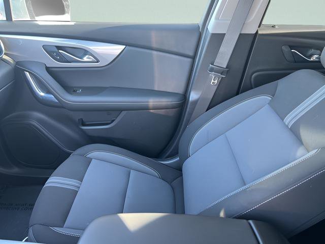 Used 2023 Chevrolet Blazer LT w/ Driver Confidence Package image 11
