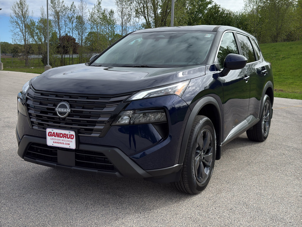 New 2026 Nissan Rogue SV AWD/4WD image 2