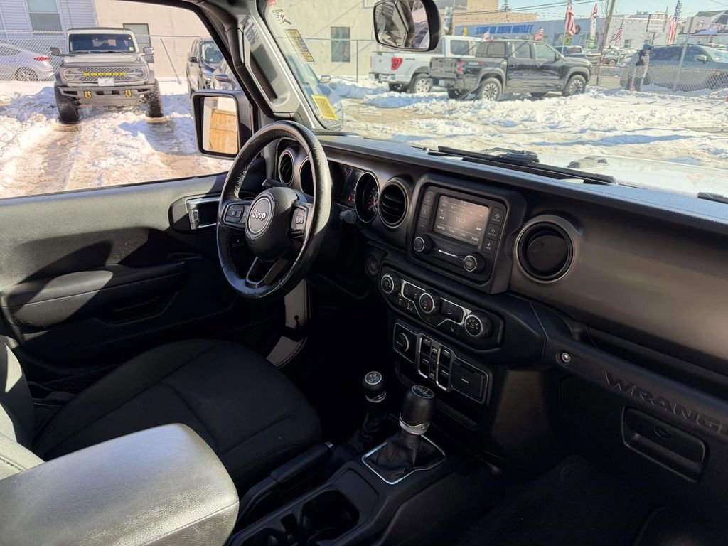 Used 2019 Jeep Wrangler Unlimited Sport S image 12