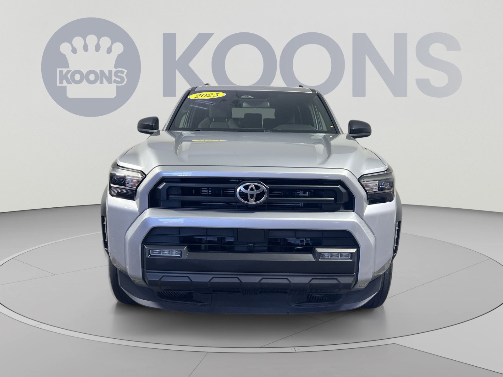 Used 2025 Toyota 4Runner SR5 AWD/4WD image 11