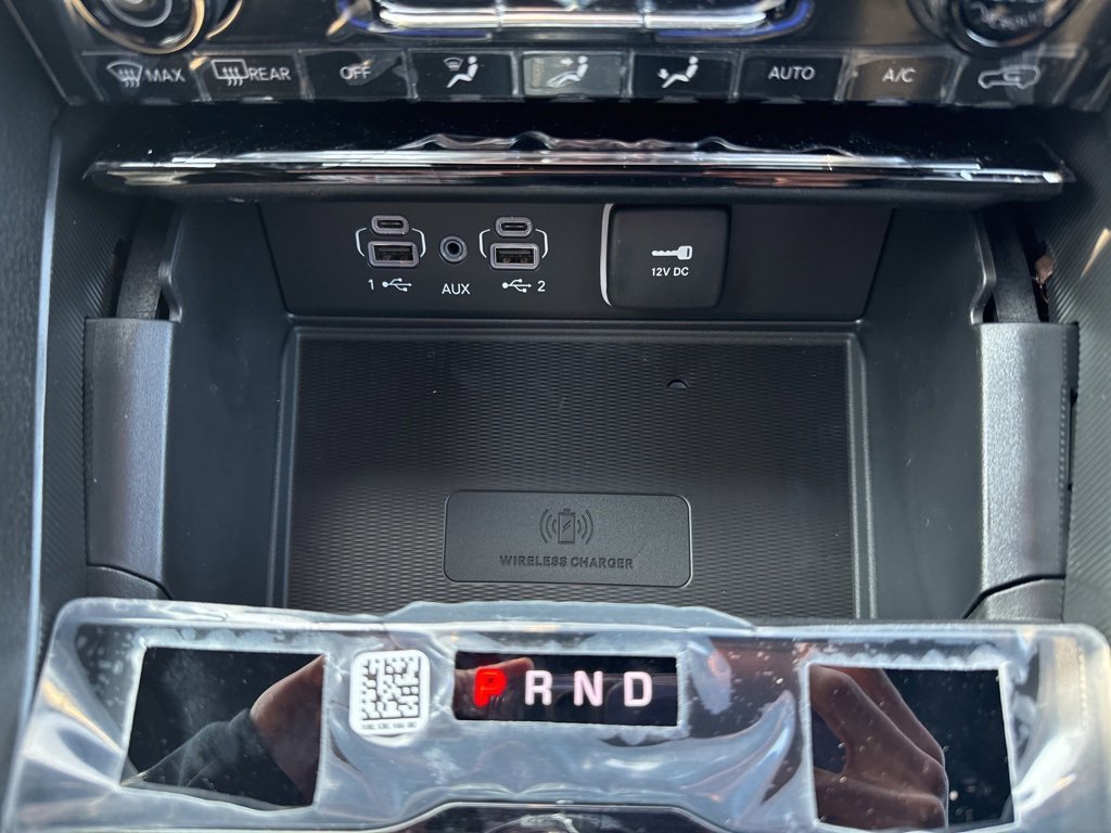 New 2025 Jeep Grand Cherokee Altitude image 32