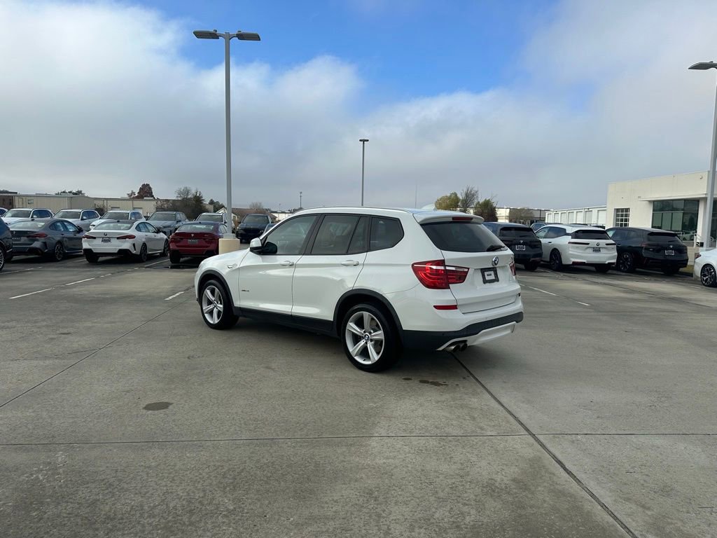 Used 2017 BMW X3 sDrive28i image 7