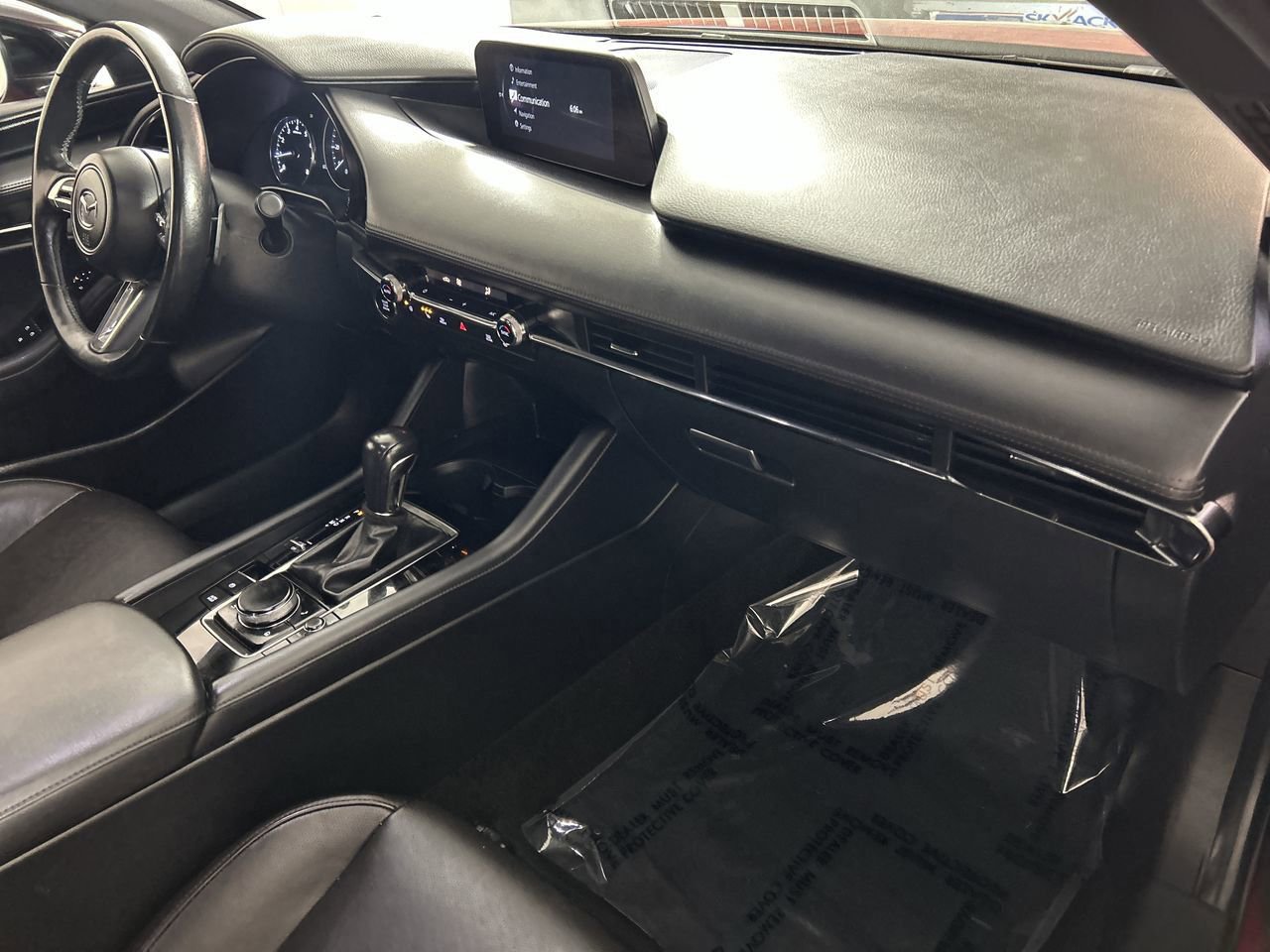 Used 2023 MAZDA MAZDA3 Hatchback w/Premium Plus Pkg AWD/4WD image 27