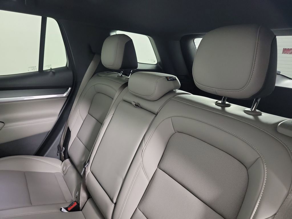 Used 2026 GMC Terrain Elevation w/ Elevation Premium Package AWD/4WD image 24
