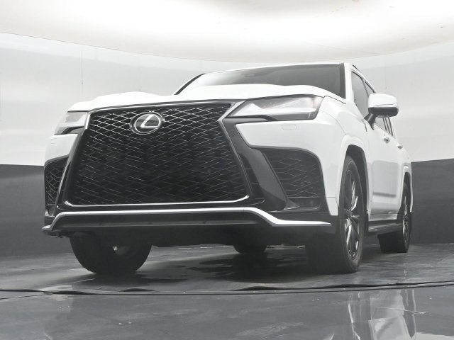 Used 2023 Lexus LX 600 F Sport w/ Accessory Package (Z1) AWD/4WD image 55