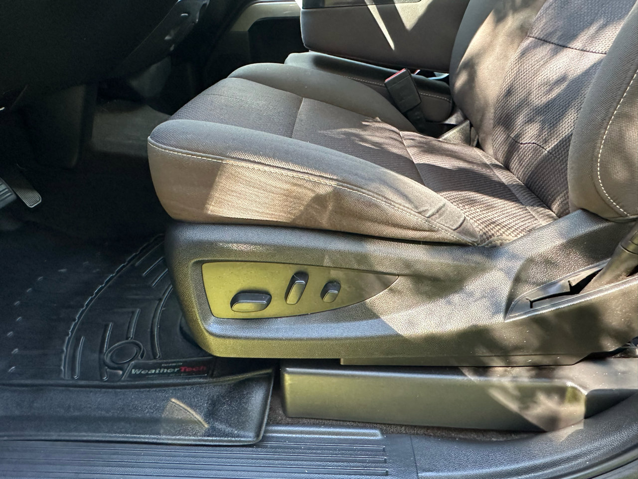 Used 2018 Chevrolet Silverado 1500 LT w/ All Star Edition image 11