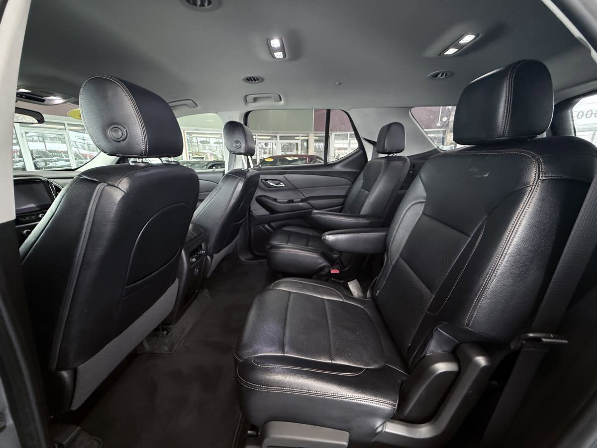 Used 2019 Chevrolet Traverse LT AWD/4WD image 25