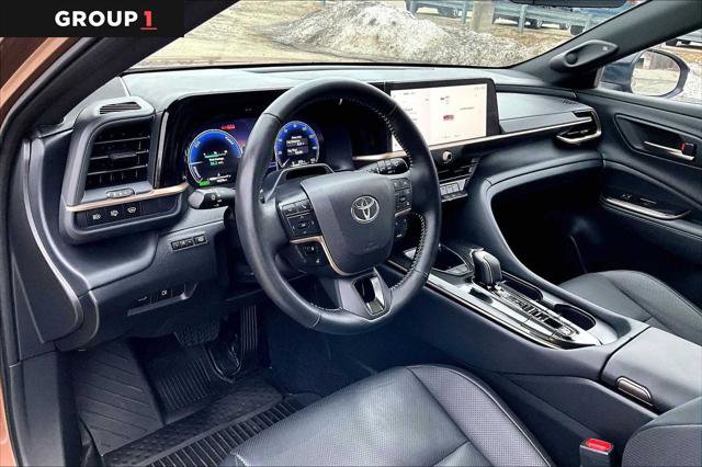 Certified 2025 Toyota Crown Signia w/ Advanced Technology Package AWD/4WD image 18