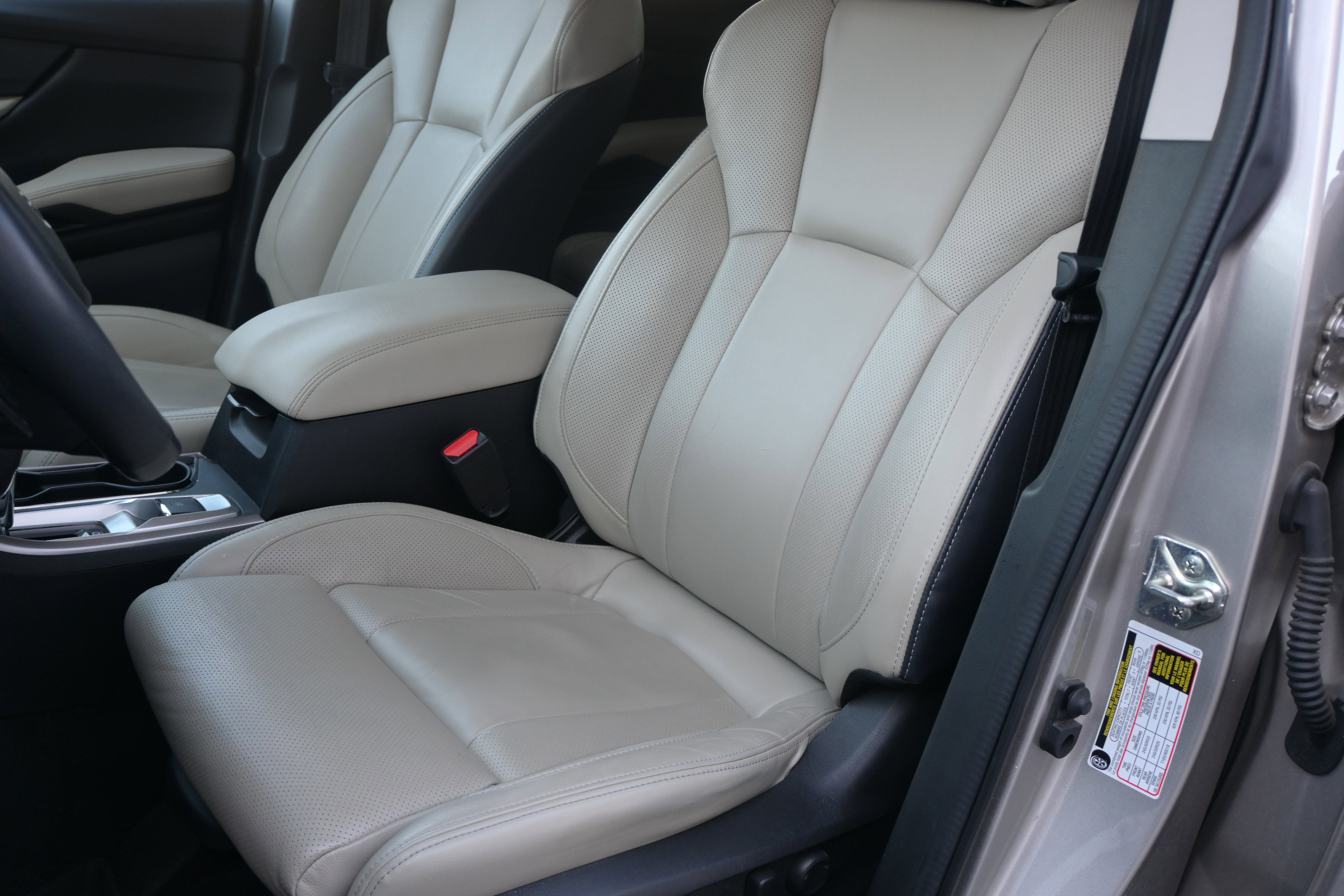 Used 2020 Subaru Ascent Limited w/ Popular Package #2A image 12