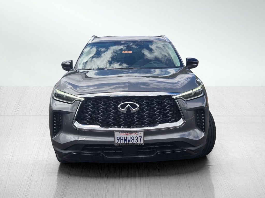 Used 2023 INFINITI QX60 Luxe w/ Performance Audio Package image 2